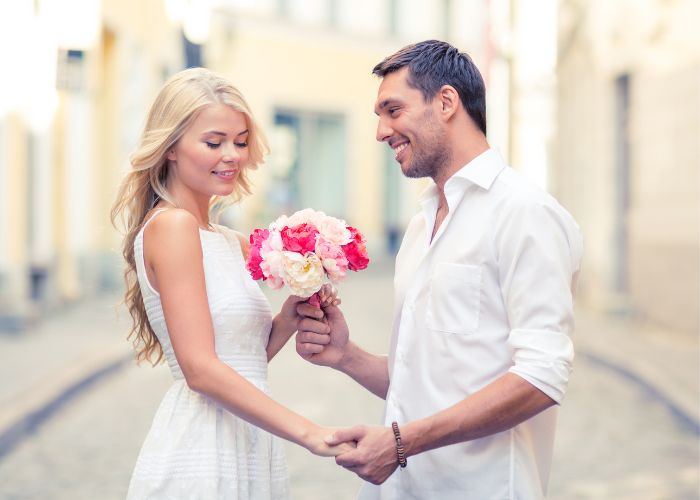 Why a Relationship Needs Unique Romantic Gestures to Thrive