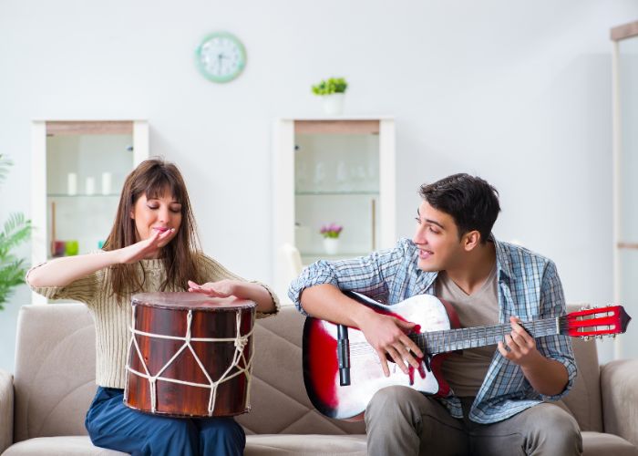 10 Hobbies for Couples to Do Together and Feel More Connected