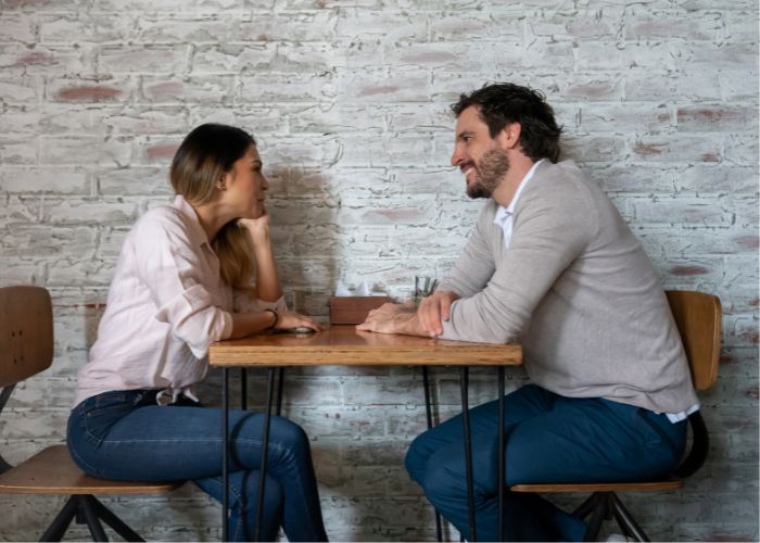 Talking Stage vs Relationship: Key Differences, Signs, and When to Define It
