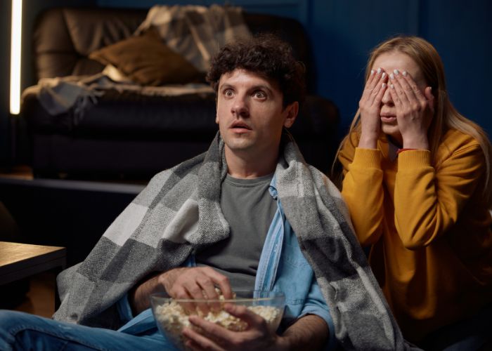 Scary Movie Date Night Ideas for a Fun and Fright-Filled Evening
