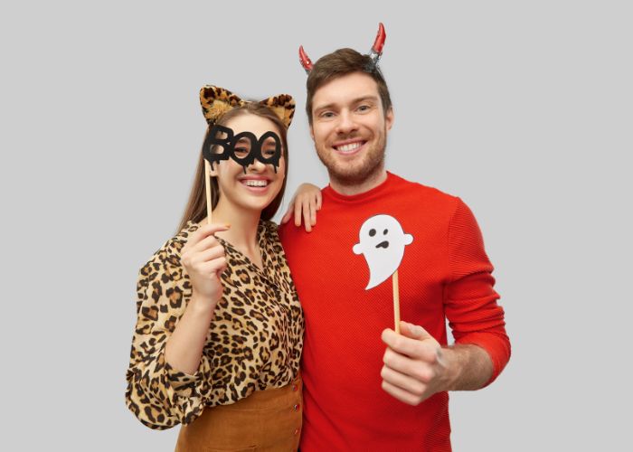 10 Halloween Date Night Ideas at Home for Couples Who Love Fun
