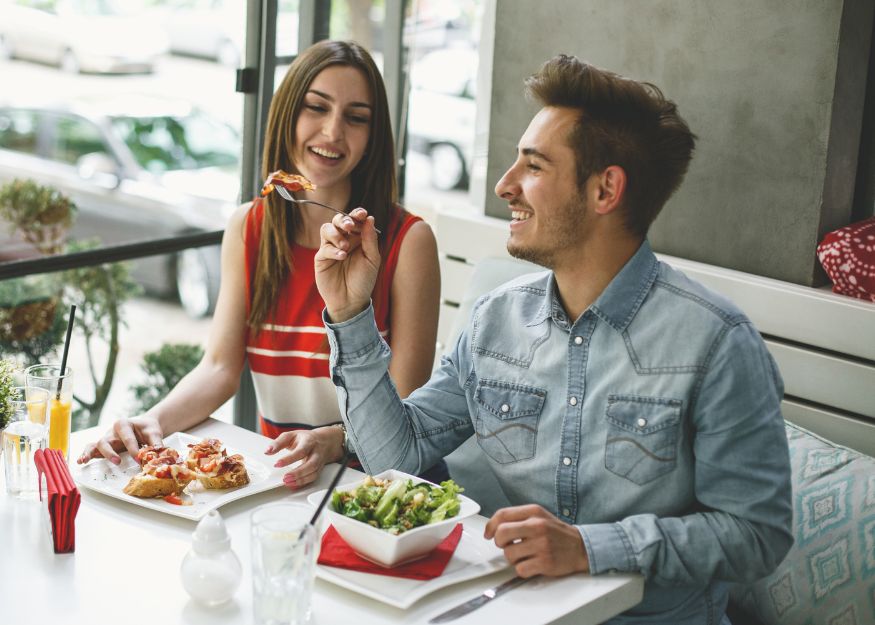 10 Creative Vegan Date Ideas That Are Anything But Boring