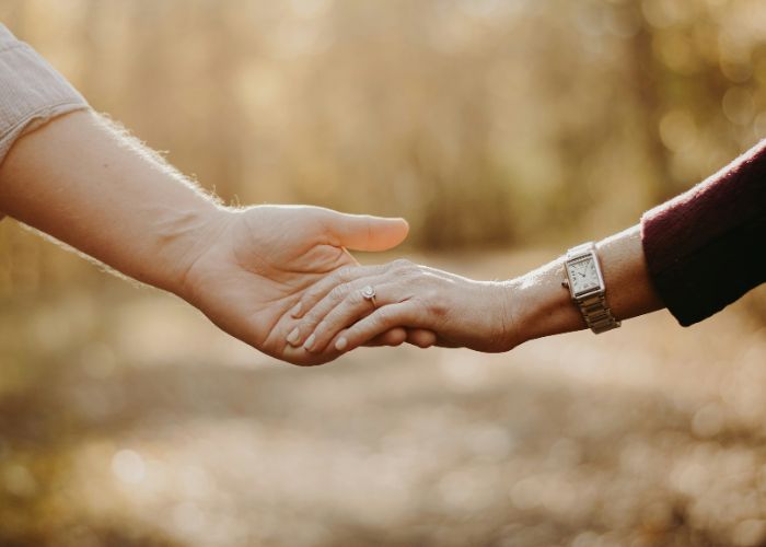 10 Reasons for Fear of Commitment and How to Overcome Them