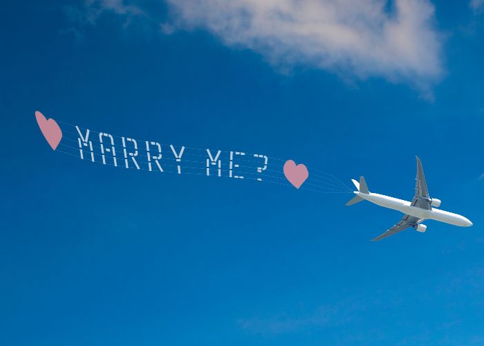 Skywriting 'marry Me ' (xxl)