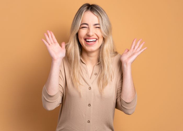 Playful and Witty Funny Jokes for Girlfriend to Make Her Laugh Every Time