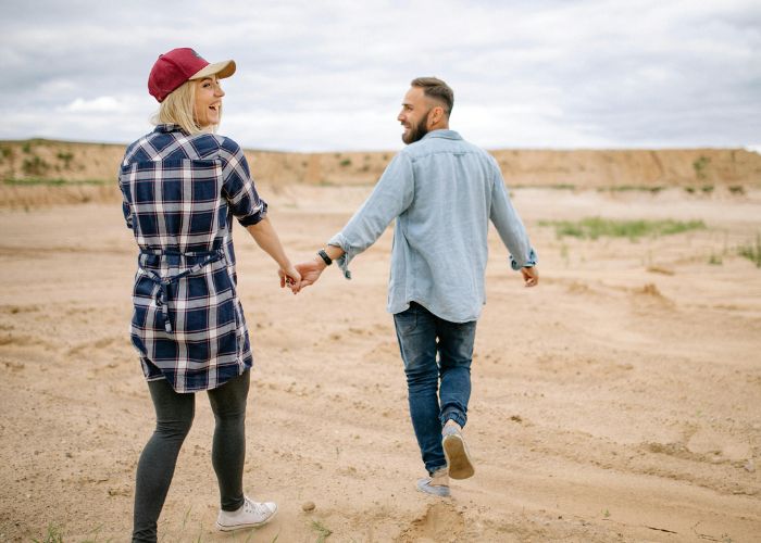 Signs of Loyalty in a Relationship That Make Partners Feel Safe